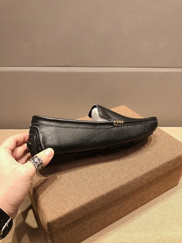 Versace Chain Reaction Black Leather Medusa Loafers 8