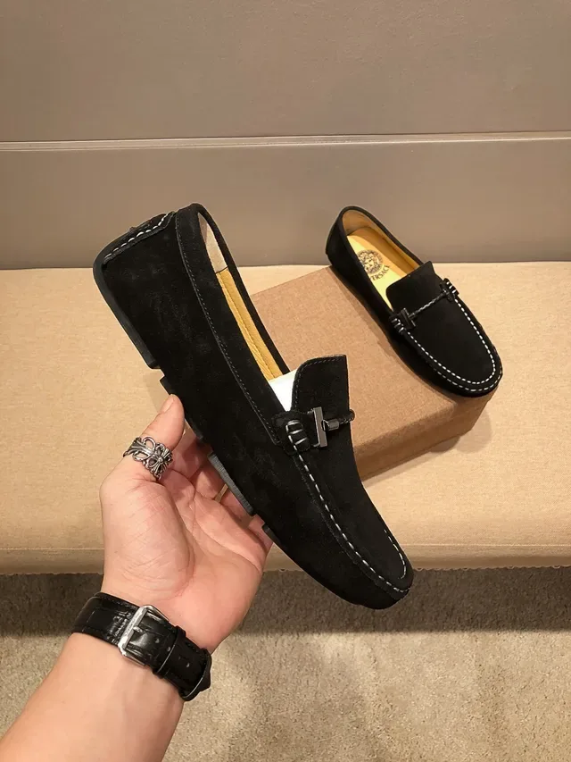 Versace Chain Reaction काले स्यूड लोफर 5