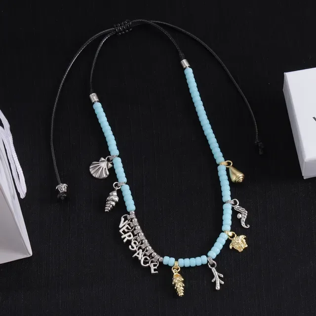 Versace Chain Reaction Collier Bleu Argent avec Charm Adorné de Perles 5