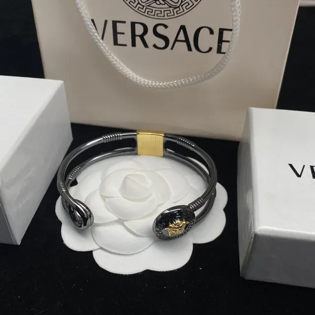 Versace Chain Reaction ডাবল-বার কফ ব্রেসলেট 2