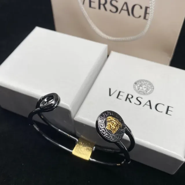 Versace Chain Reaction ডাবল-বার কফ ব্রেসলেট 3