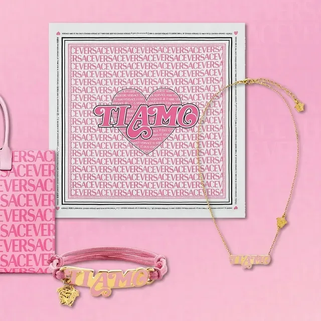 Versace Corrente Dourada Rosa Esmaltada com Placa de Nome 2