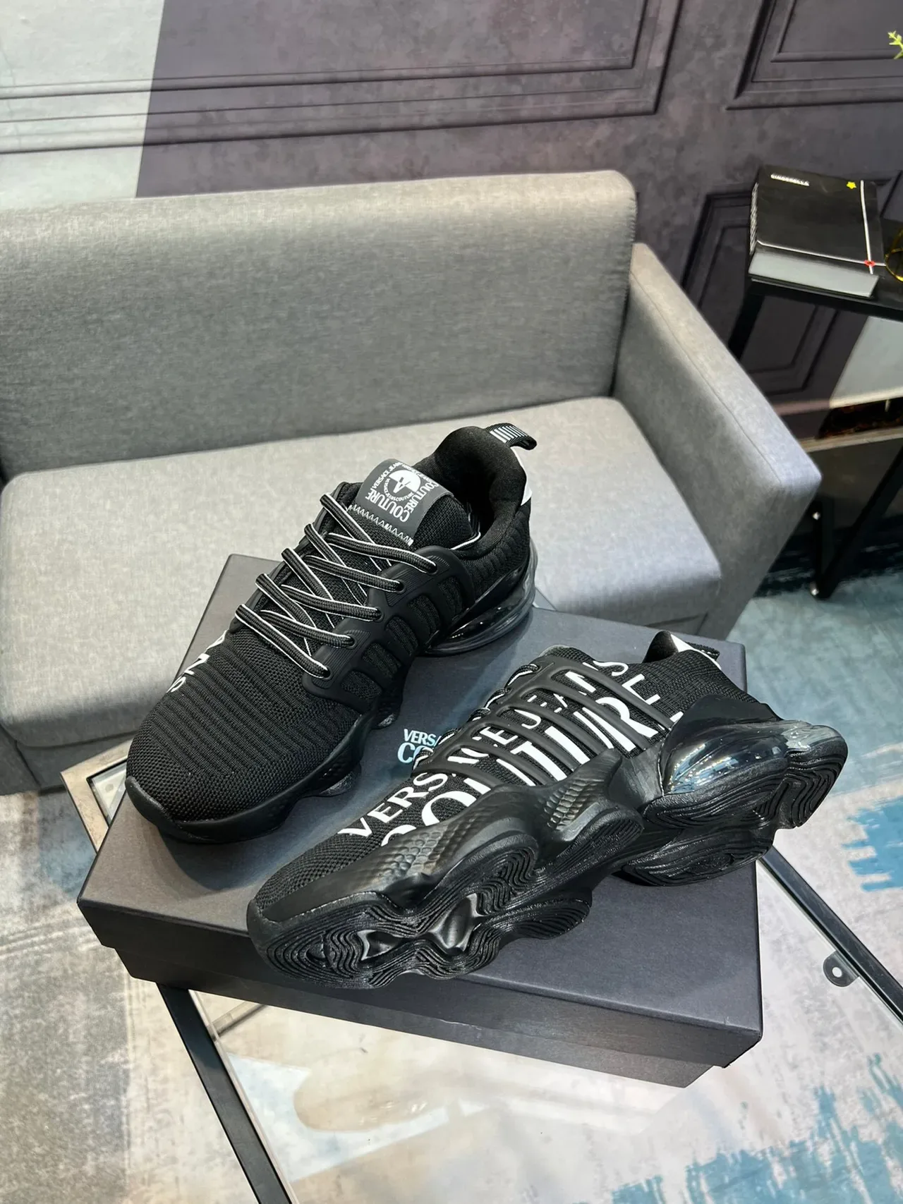 Versace Jeans Chain Reaction Preto Branco Transparente Tênis Lifestyle 5