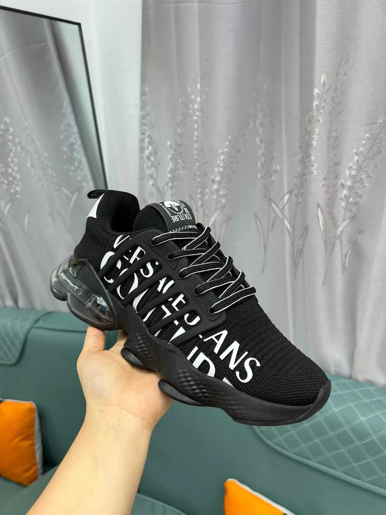 Versace Jeans Chain Reaction Preto Branco Transparente Tênis Lifestyle 7