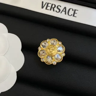 Versace Medusa Flower ক্রিস্টাল গোল্ড-টোন ব্রোচ