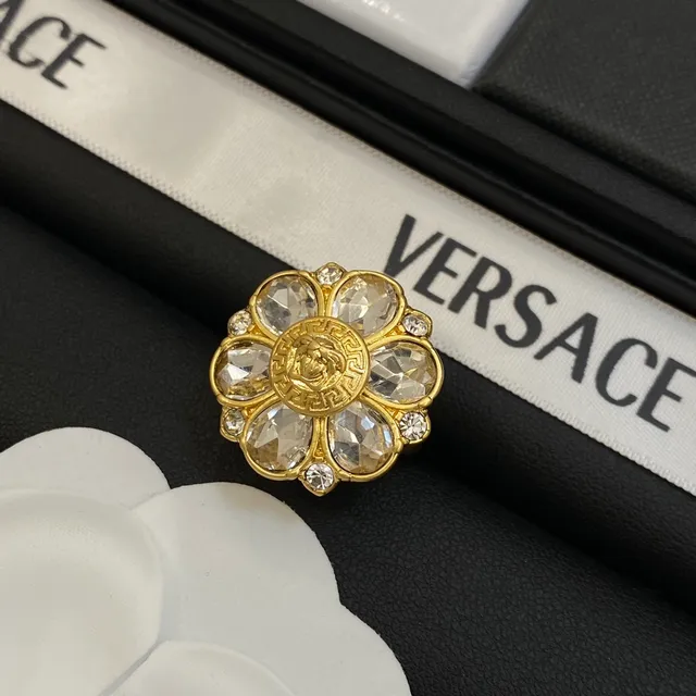 Versace Medusa Flower Broche Cristal Doré 3