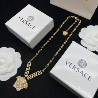 Collar Versace Medusa Cadena Pavé Cristal Tono Dorado