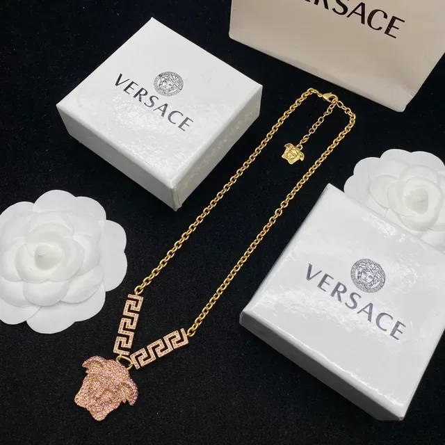 Collier Versace Medusa Chaîne Pavé Cristal Doré 3