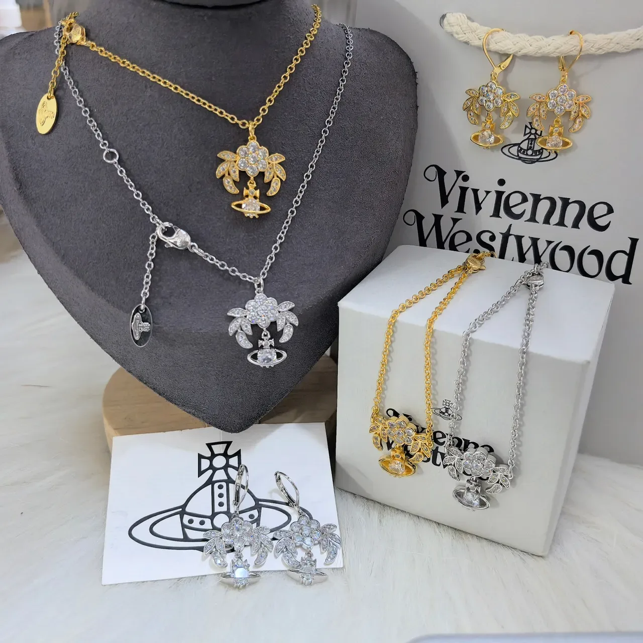 Vivienne Westwood Floral Orb Gold Silver Pendant Motif Necklace 9