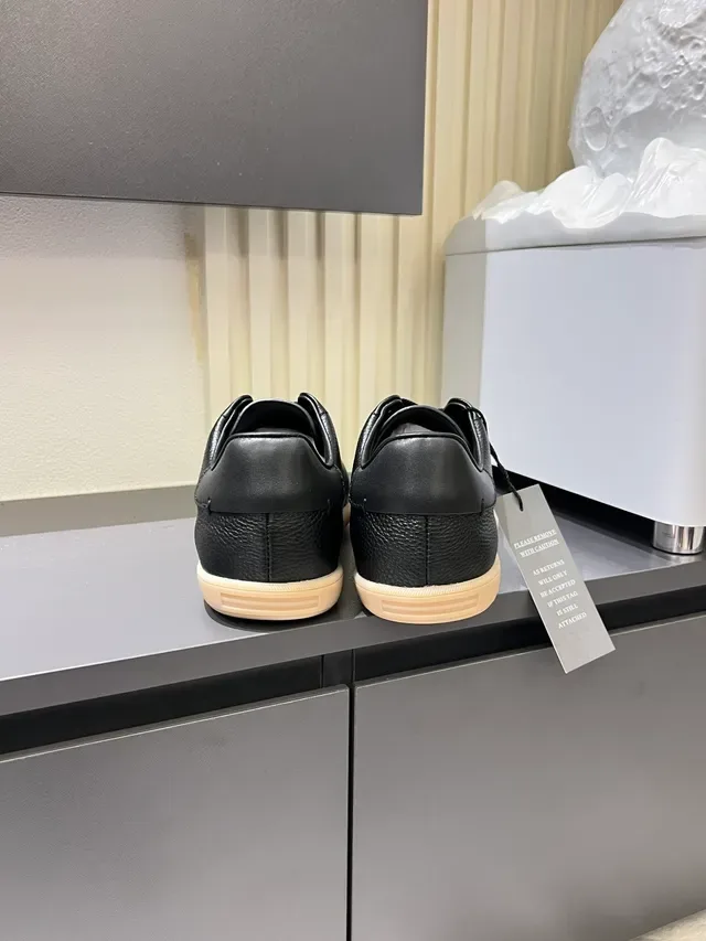 Zegna Black Pebbled Leather Gum Sole Lifestyle Sneakers 2