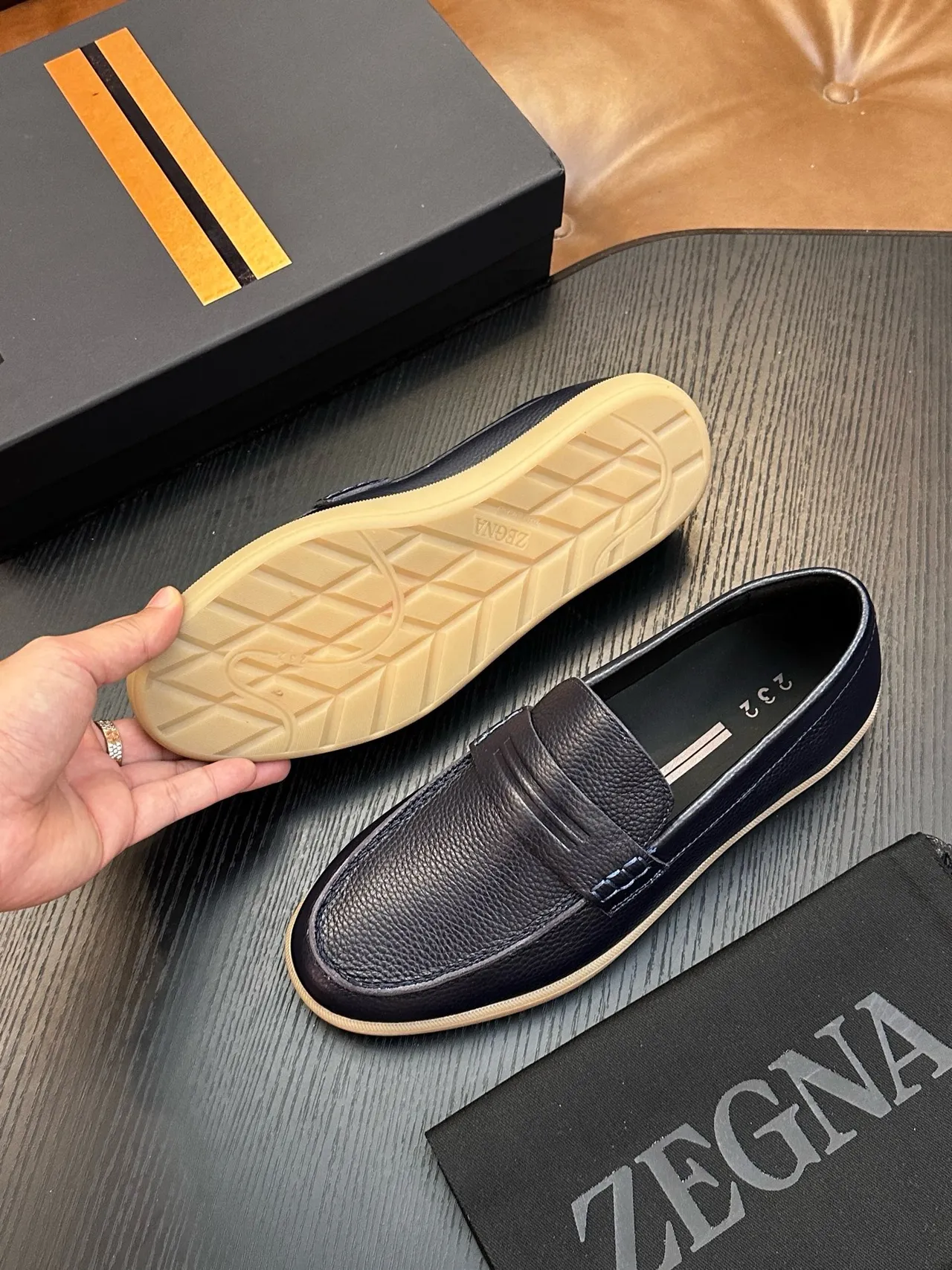 Zegna Azul marinho Bege Couro granulado Tira penny Mocassim 2
