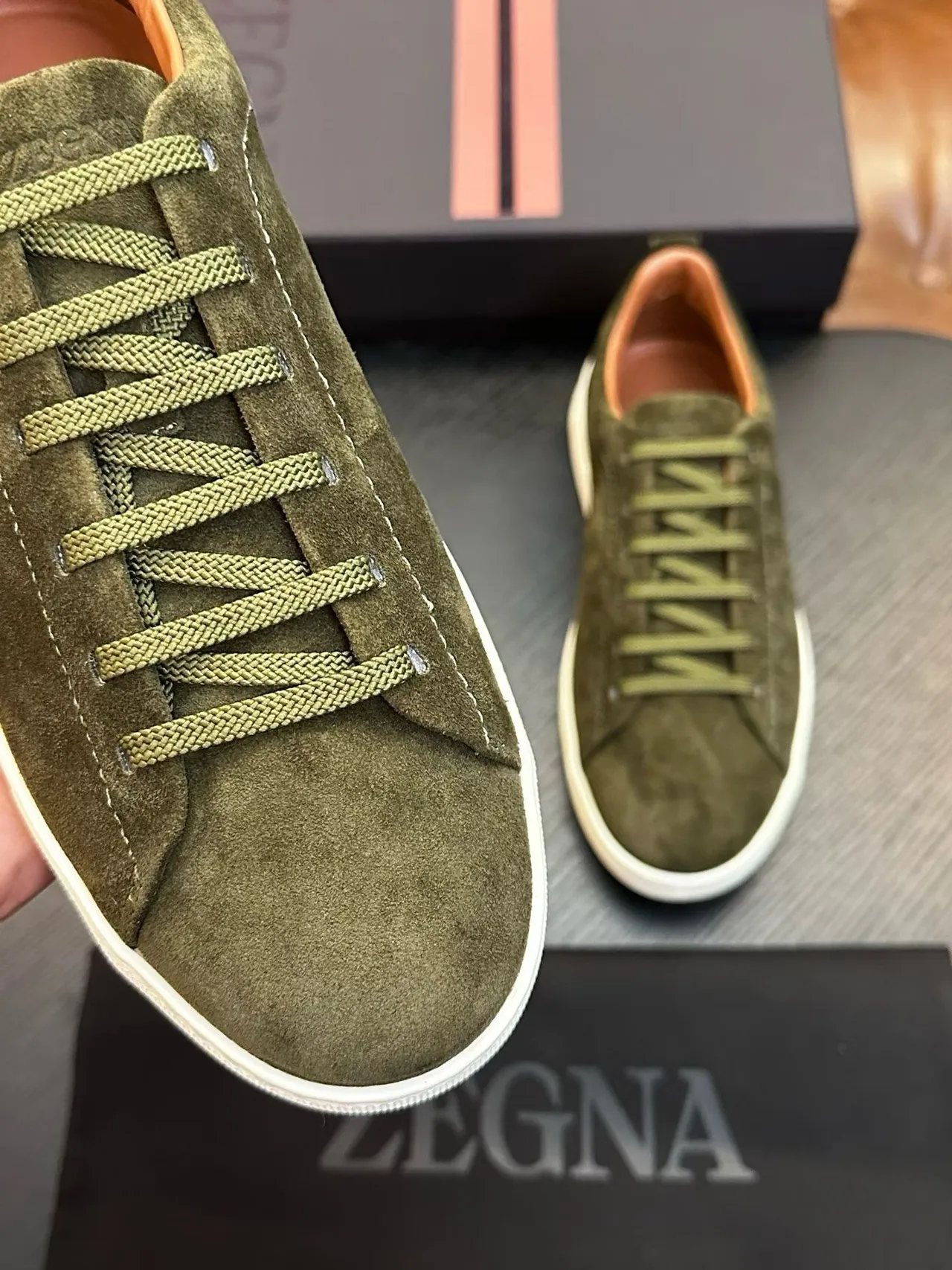Zegna Chaussures Lifestyle Vert Olive en Daim 4