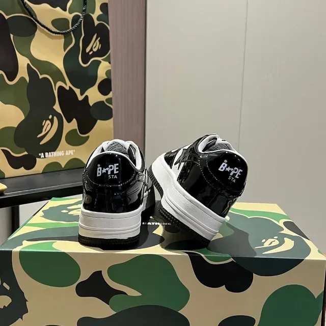 A Bathing Ape BAPE STA Black and White Star Logo Lifestyle Sneakers 6