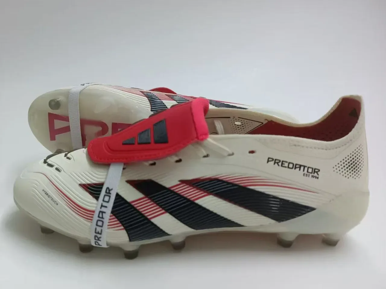 Adidas Beige Noir Bas Molded FG Cleat Textured Forefoot Firm-Ground Chaussures de Football 24