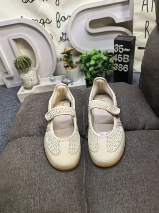 Adidas Beige Brown Laceless Mary Jane Strap Woven Textile Upper Lifestyle Sneakers 10