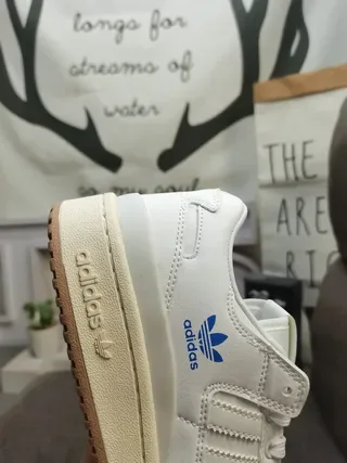 Adidas Beige Brown Low-Top Lace-Up Three-Stripe Side Panel Lifestyle Sneakers 13