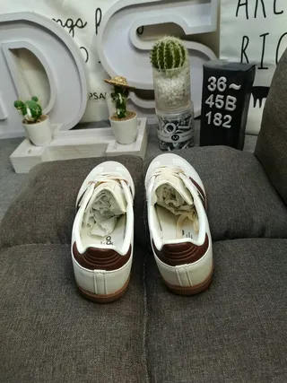 Adidas Beige Brown Low-Top Three-Stripe Lifestyle Sneakers 8