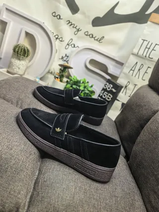 Adidas Beige Brown Suede Upper Moc-Toe Stitching Loafer 7