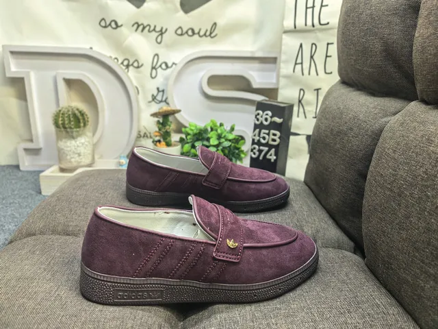 Adidas Beige Brown Suede Upper Moc-Toe Stitching Loafer 21