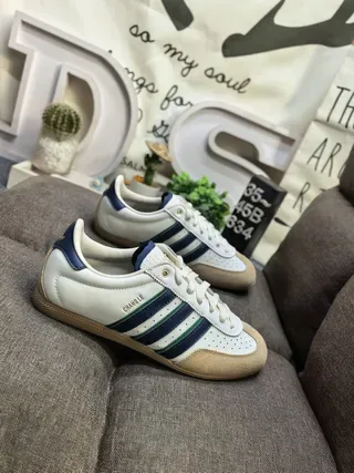 Adidas Beige Navy Leather Upper Perforated Toebox Lifestyle Sneakers 9