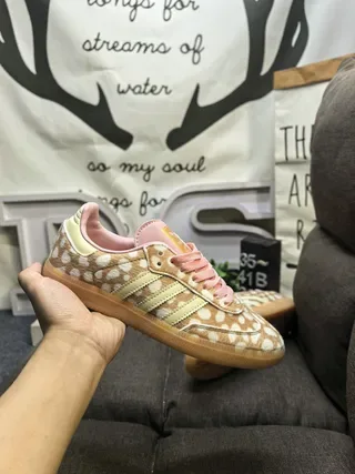 Adidas Beige Pink Polka-Dot Patterned Upper Laces And Lining Lifestyle Sneakers 5