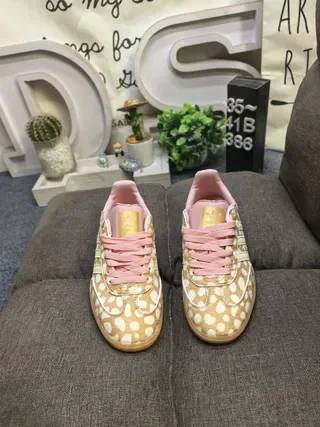 Adidas Beige Pink Polka-Dot Patterned Upper Laces And Lining Lifestyle Sneakers 10