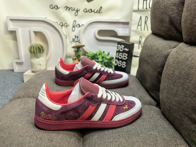 Adidas Beige Red Low-Top Cupsole Three-Stripe Side Panel Lifestyle Sneakers 21