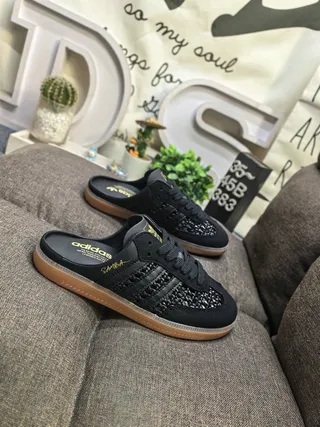 Adidas Black Brown Woven Textile Upper Gum Rubber Sole Lifestyle Sneakers 9