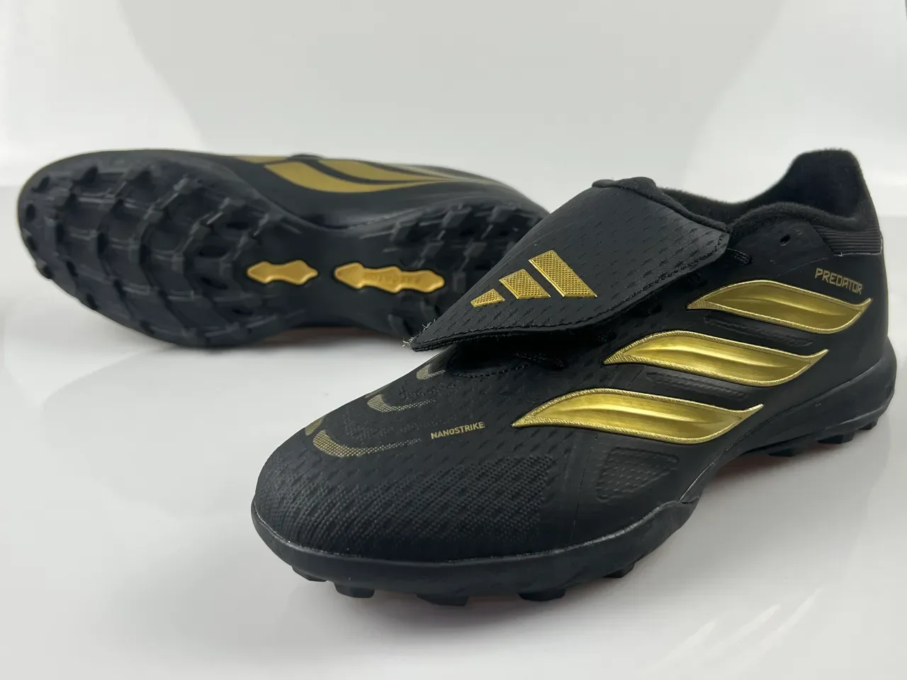 Adidas Black Gold Synthetic Upper Metallic Three-Stripe Branding Turf Soccer Shoes 9