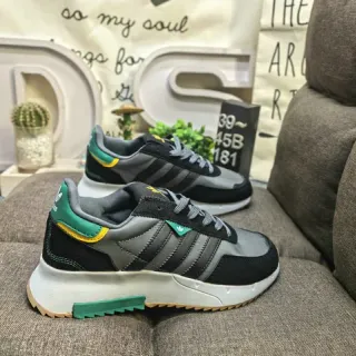 Adidas Black Green Retro Runner Silhouette Three-Stripe Side Panel Lifestyle Sneakers