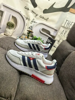 Adidas Black Green Retro Runner Silhouette Three-Stripe Side Panel Lifestyle Sneakers 17