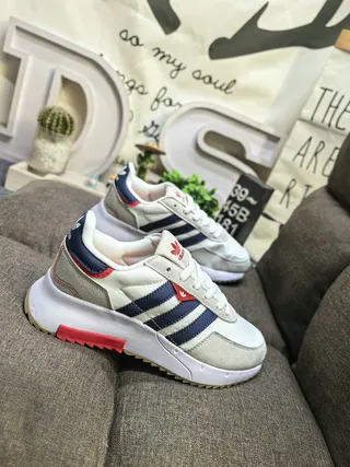 Adidas Black Green Retro Runner Silhouette Three-Stripe Side Panel Lifestyle Sneakers 19