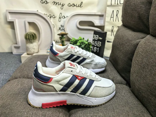 Adidas Black Green Retro Runner Silhouette Three-Stripe Side Panel Lifestyle Sneakers 21