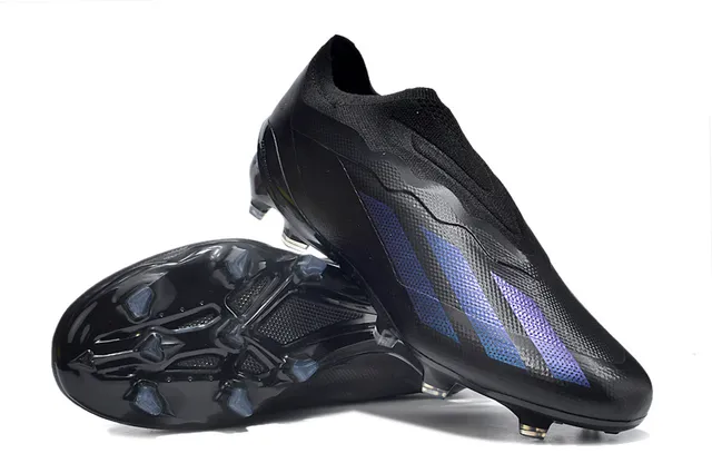 Adidas Chaussures de football noir violet bas-coupé col tricot rayures dégradées superposition terrain ferme 4