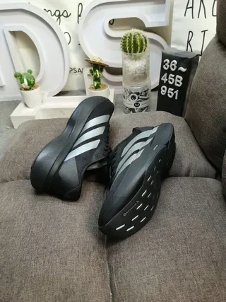 Adidas Chaussures Lifestyle Noir Argenté Tige en maille tricotée sculptée monolithe semelle intermédiaire 6