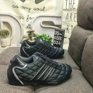 Adidas काले चांदी क्विल्टेड सिंथेटिक ऊपरी तीन स्ट्राइप स्नीकर्स