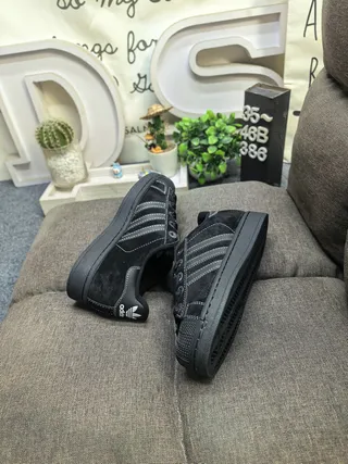 Adidas Black Suede Upper Tonal Stitching Lifestyle Sneakers 6