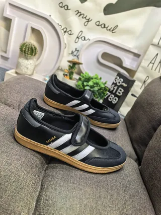 Adidas Black White Laceless Silhouette Three-Stripe Side Panel Mary Jane Shoes 9
