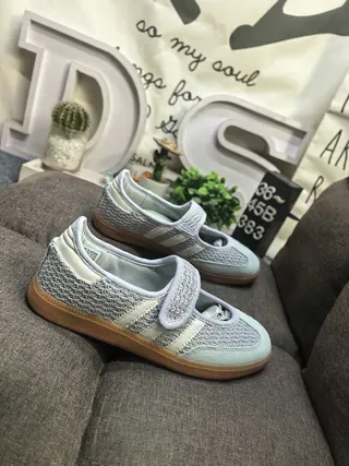 Adidas Blue Beige Knitted Mesh Upper Three-Stripe Side Panel Lifestyle Sneakers 9