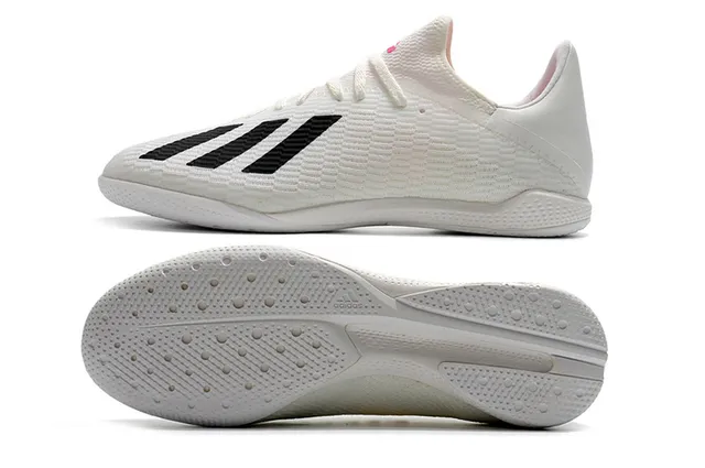 Adidas chaussures de soccer intérieur en knit bleu noir avec trois bandes 7