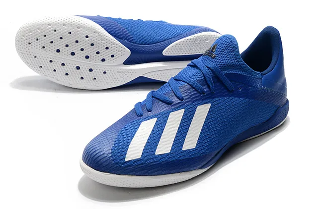 Adidas chaussures de soccer intérieur en knit bleu noir avec trois bandes 11