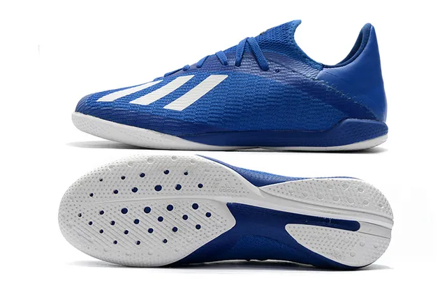 Adidas chaussures de soccer intérieur en knit bleu noir avec trois bandes 14