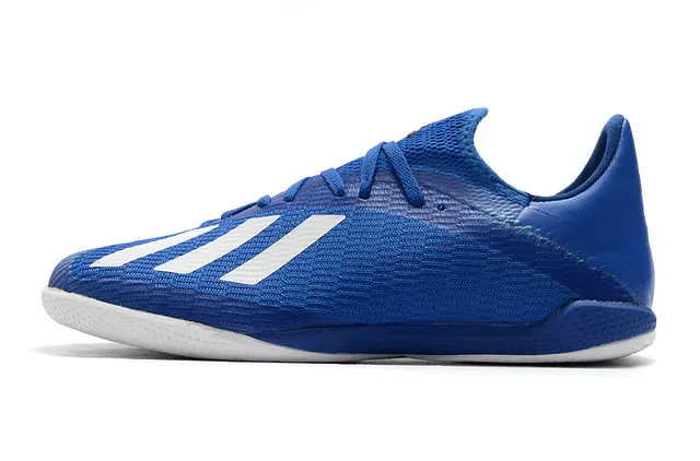 Adidas chaussures de soccer intérieur en knit bleu noir avec trois bandes 15