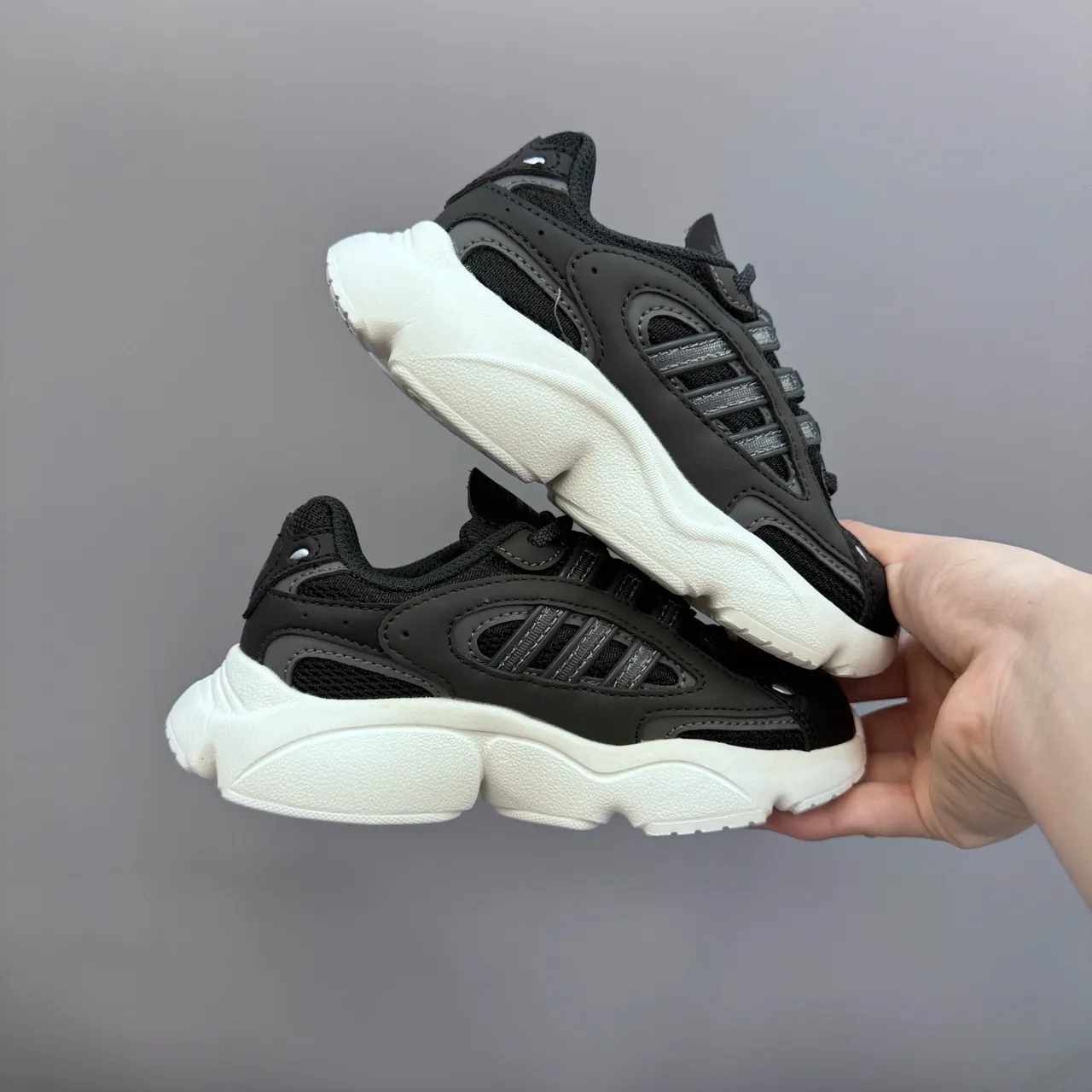 Adidas Chaussures De Sport Bleues Grises Semelle Ondulée Matière Maille Et Superposition De Synthétique Haut sneakers à semelle épaisse 15