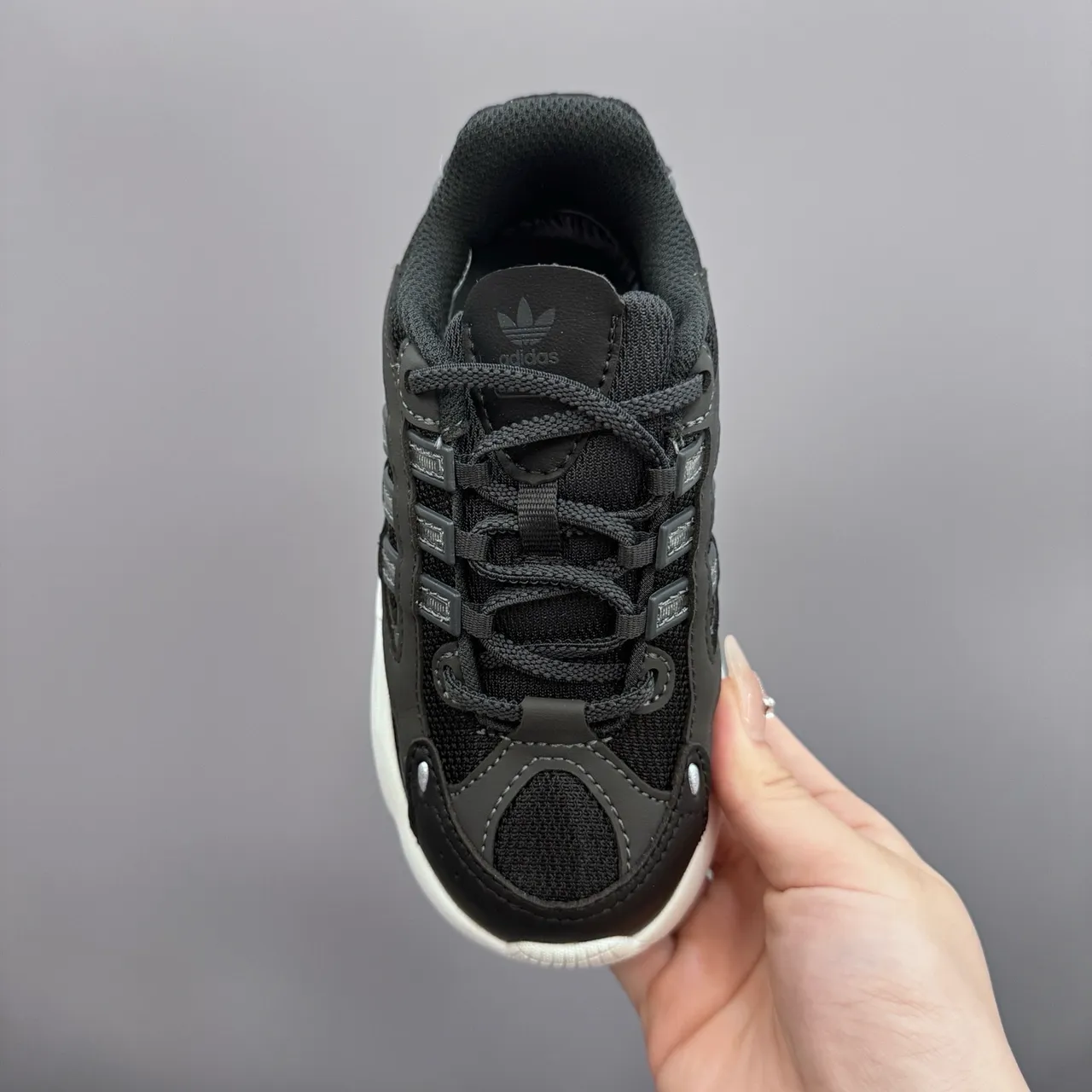 Adidas Chaussures De Sport Bleues Grises Semelle Ondulée Matière Maille Et Superposition De Synthétique Haut sneakers à semelle épaisse 19