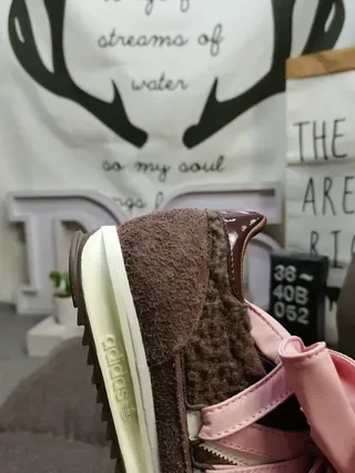 Adidas Brown Pink Laceless Textured Shearling Upper Lifestyle Sneakers 4