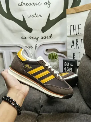 Adidas Marrom Amarelo Retro Runner Suede e Textil Parte Superior Lifestyle Sneakers 5