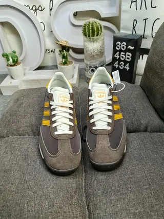 Adidas Marrom Amarelo Retro Runner Suede e Textil Parte Superior Lifestyle Sneakers 10