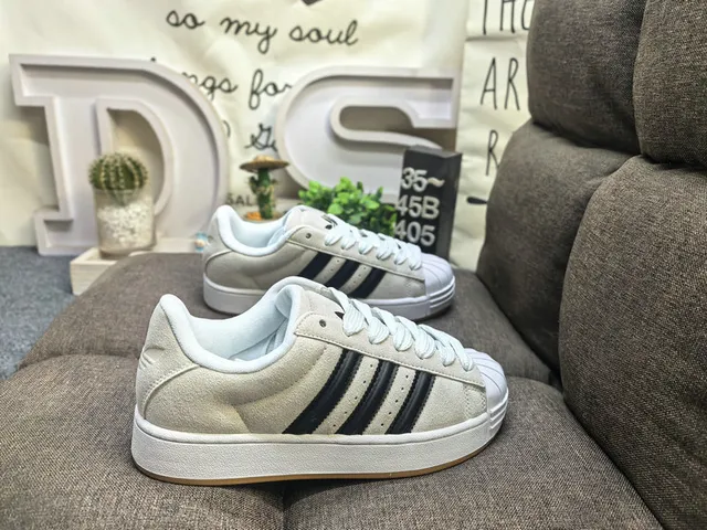 Adidas Campus 00s Black and Cream Lifestyle Sneakers 11