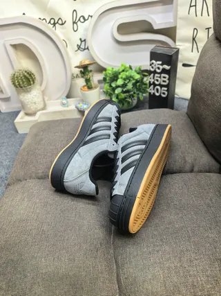 Adidas Campus 00s Black and Cream Lifestyle Sneakers 16